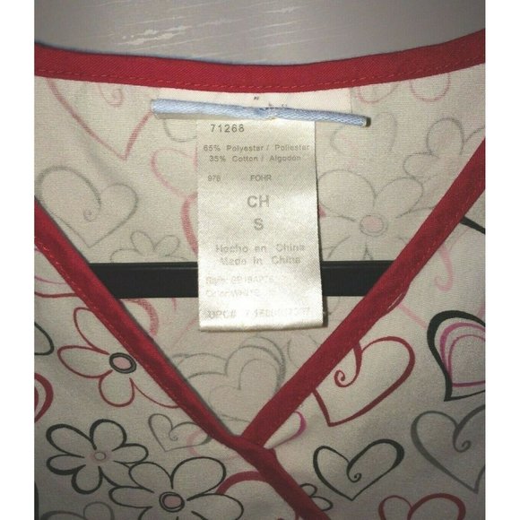 Hearts Flowers SB Scrub top Cross Body Tie Back V Neck - Picture 6 of 8